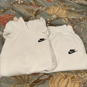 Nike Kids White Hoodie & Sweatpants with Black Logo
